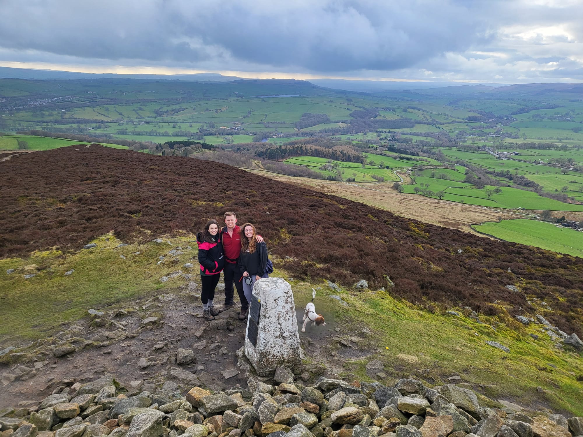 Hike Sustainably in Yorkshire: Leave No Trace on the Moors
